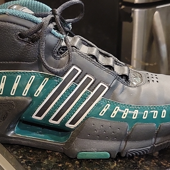 Like new Vintage adidas - Picture 3 of 4